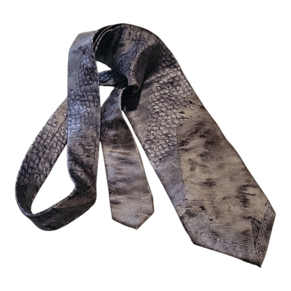 Gianfranco Ferre Vintage 100% Silk Tie